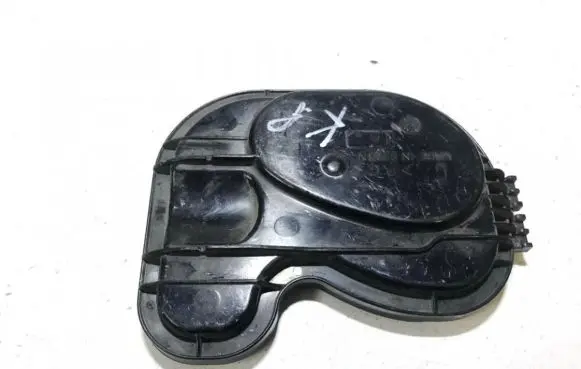 Volkswagen Golf IV Headlight/headlamp dust cover