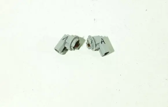 Toyota Corolla Verso AR10 Number plate light 