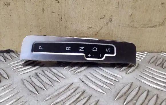 Audi Q5 SQ5 Gear shift selector indicator 8K2713463