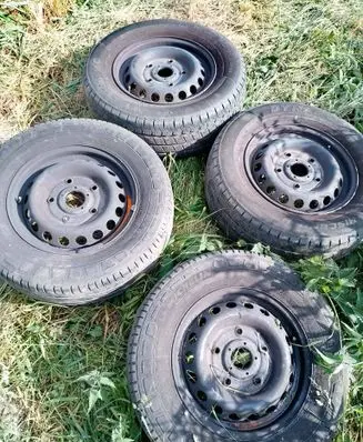 Ford Transit Courier R16 steel rim
