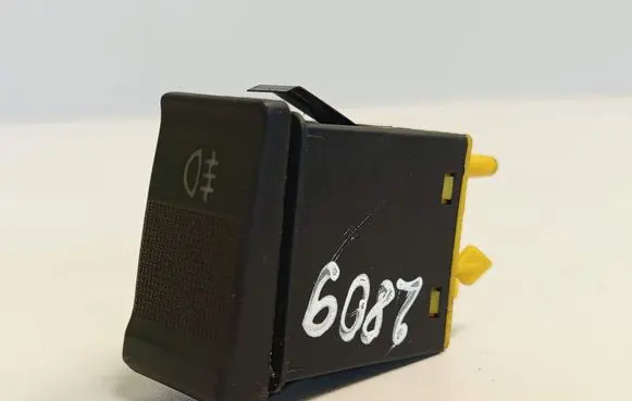 Audi 80 90 S2 B4 Fog light switch 893941563