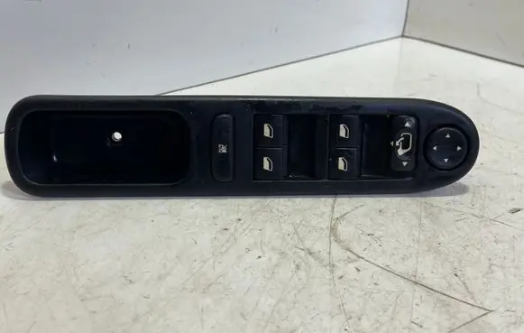 Peugeot 307 Electric window control switch 532618