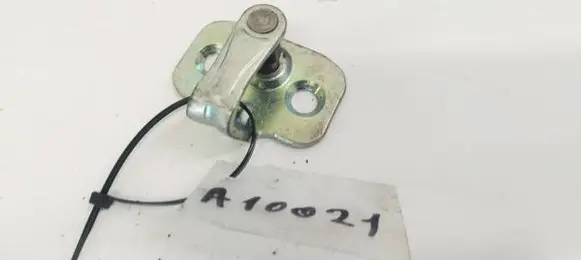 Chevrolet Captiva Front door lock loop/hook striker 
