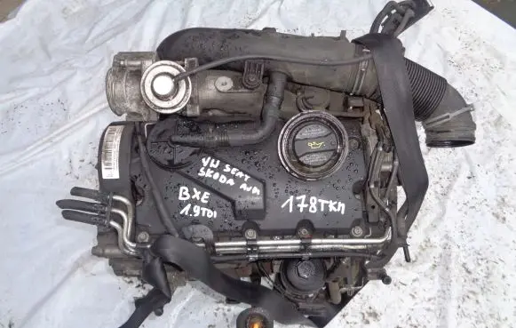 Volkswagen PASSAT B6 Engine BXE