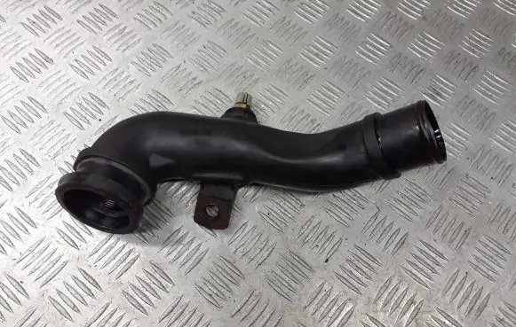 Toyota Avensis T250 Turbo air intake inlet pipe/hose 17362-0R030