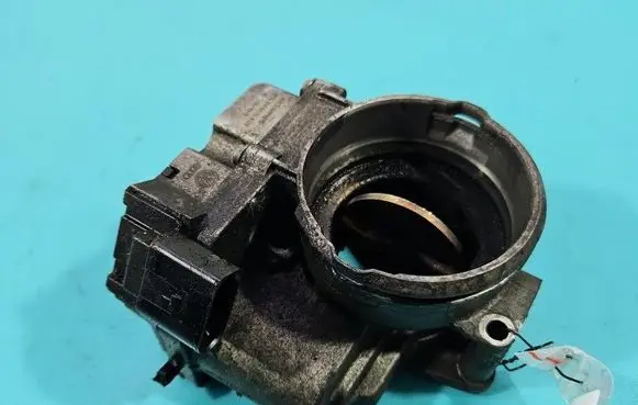 Volkswagen Jetta V Throttle body valve 03G128063C IMPRK1595395