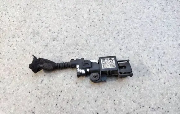 Opel Astra H Airbag deployment crash/impact sensor 13158750
