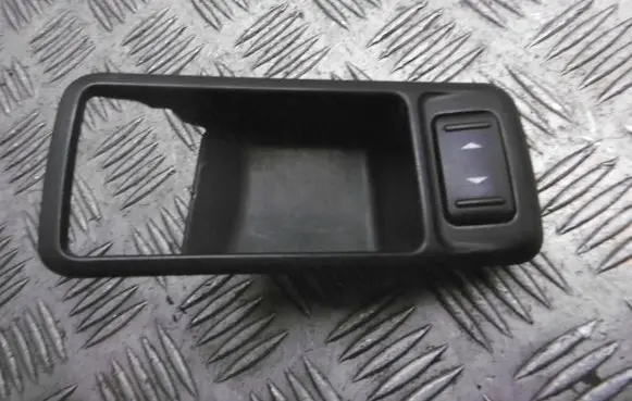 Ford Focus C-MAX Quarter vent window switch 3M51-226A36-ADW