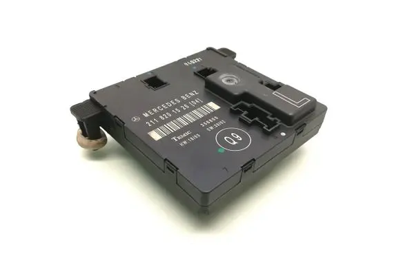 Mercedes-Benz E W211 Door control unit/module 2118201526 356805