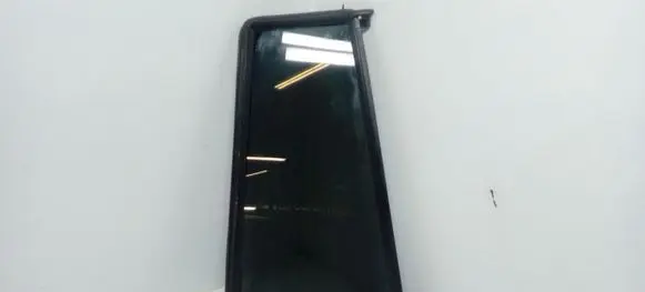 Mercedes-Benz GL X164 Rear vent window glass 