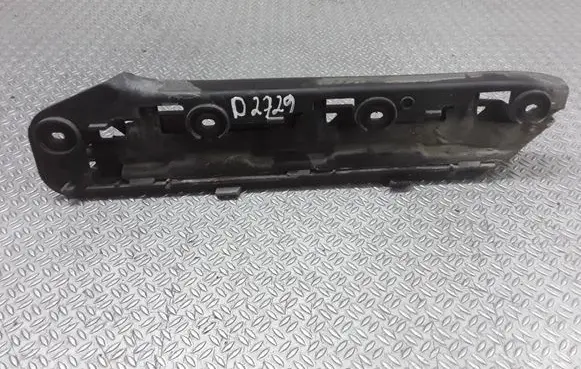 Volkswagen Touran I Front bumper mounting bracket 1T0807936