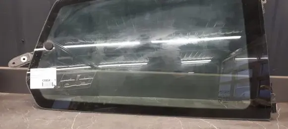 Fiat Punto (188) Rear side window