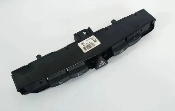 Opel Astra H Hazard light switch 13100118 03758045