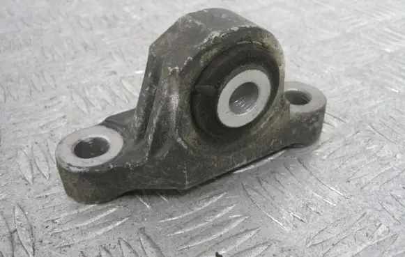 Jeep Compass Engine mount bracket P68253048AB