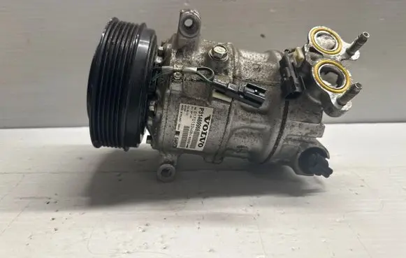 Volvo V40 Cross country Air conditioning (A/C) compressor (pump) 31469966
