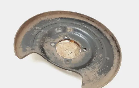 Chevrolet Orlando Rear brake disc plate dust cover 13332181
