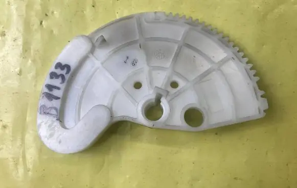 Mercedes-Benz C W203 Air micro filter air duct channel part A2038300032