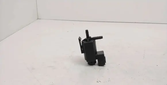 Opel Zafira A Turbo solenoid valve 90530039 72213800 02T210