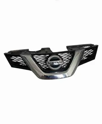 Nissan X-Trail T32 Front bumper upper radiator grill 623104CE0B