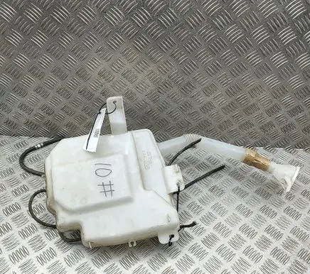 Mitsubishi Outlander Windshield washer fluid reservoir/tank 8260A277