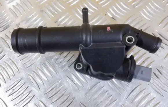 Volkswagen Golf VI Engine coolant pipe/hose 03L121132