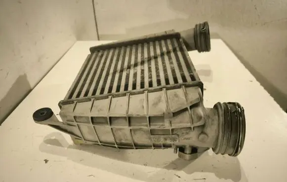 Volkswagen Phaeton Intercooler radiator 3D0145788