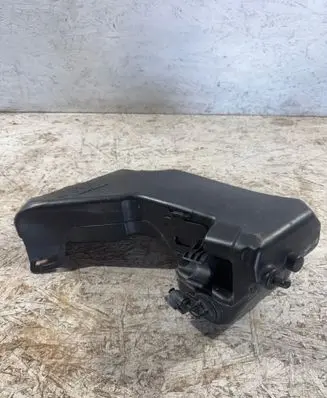 Windshield washer fluid reservoir/tank