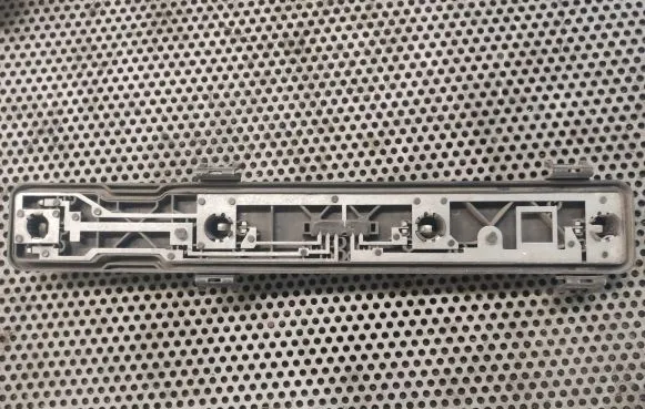 Mercedes-Benz Vito Viano W639 Tail light bulb cover holder