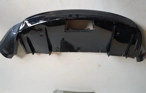 Tesla Model X Front bumper lip 105835400