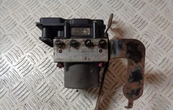 KIA Ceed ABS Pump 589201H300