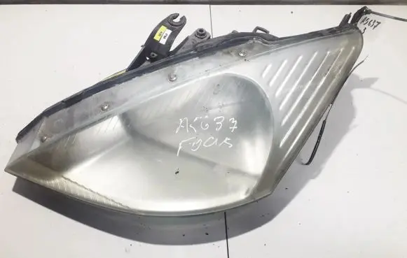 Ford Focus Headlight/headlamp