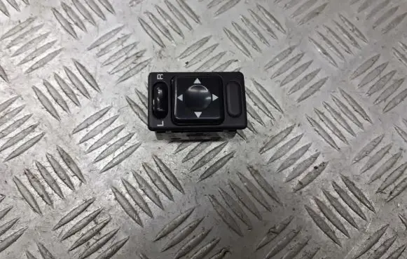 Subaru Forester SF Wing mirror switch