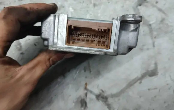 Opel Zafira A Airbag control unit/module 09229302 330518650