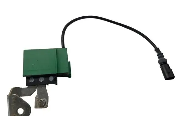 Volkswagen Touareg I Other relay 7L0943383B 08250101