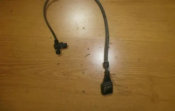 Seat Ibiza II (6k) Crankshaft position sensor 0261210214