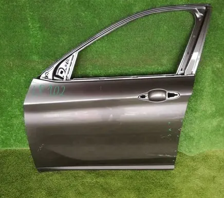 BMW X1 F48 F49 Front door 7414369