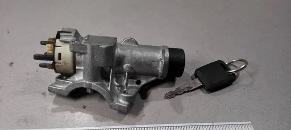 Audi A4 S4 B5 8D Ignition lock 4D0905851A