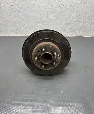 Opel Insignia B Rear wheel hub 2299386