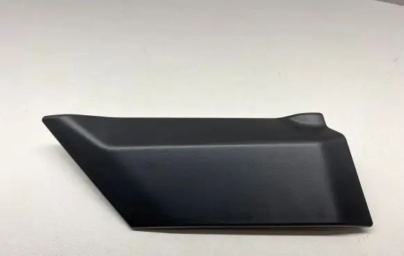 Suzuki SX4 S-Cross Front door glass trim molding 8396061M00 8396061M00000