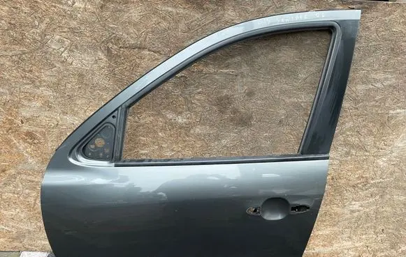 Hyundai Santa Fe Front door