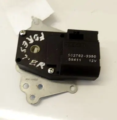 Subaru Forester SG Air flap motor/actuator 5027523350