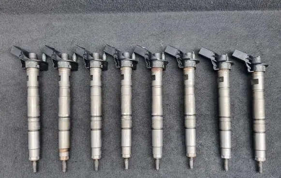 Audi A8 S8 D4 4H Fuel injectors set 057130277AM