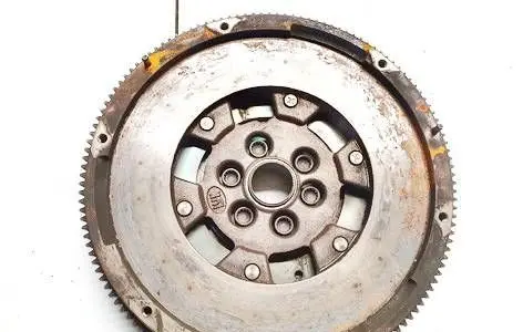 Volkswagen Golf V Flywheel