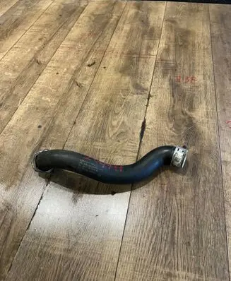 Engine coolant pipe/hose
