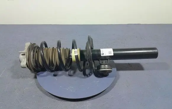 BMW X3 E83 Front shock absorber/damper 6871779