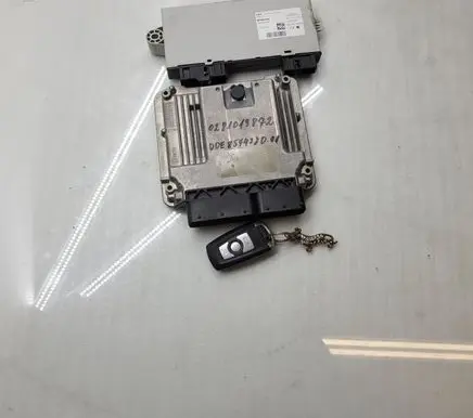 Engine ECU kit and lock set