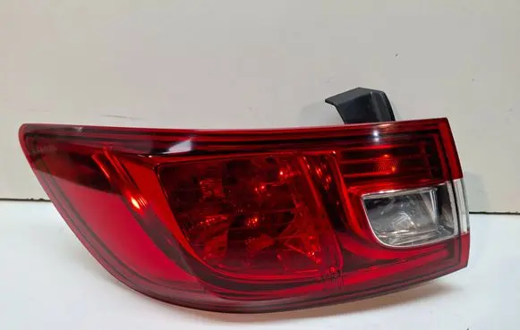 Renault Clio IV Rear/tail lights S27639434 265554091R