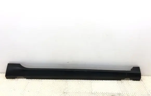 Peugeot 2008 I Front sill (body part) 96781715XT