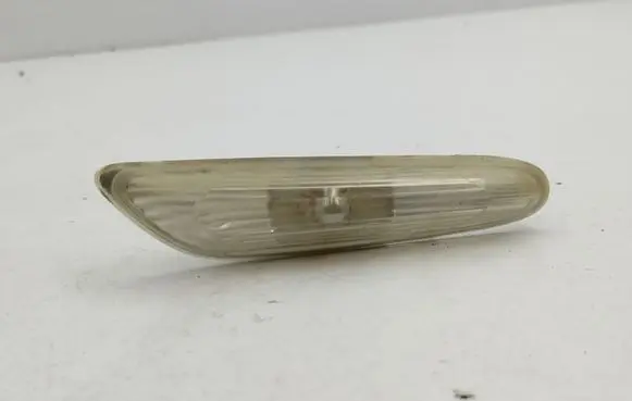 BMW 3 E90 E91 Front fender indicator light 6932998