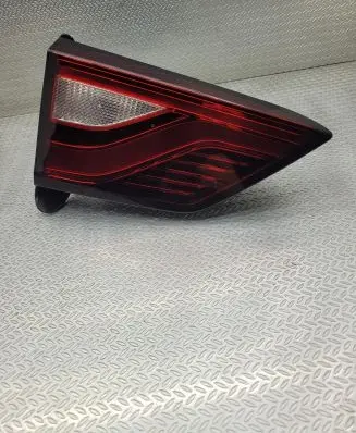 MG ZS Tailgate rear/tail lights 41054010S40 10571677